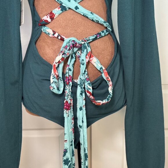 Intimately Free People Straps in the Back Bodysuit in Sea Moss XL - NEW - Picture 5 of 14
